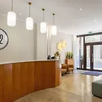 H12**** 4*
