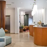 H12**** Hotel Cracovia