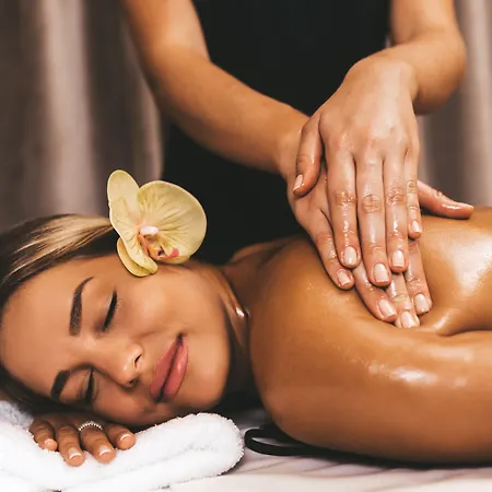 H12**** Ξενοδοχείο 4*