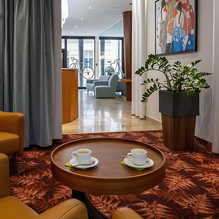 H12**** Hotel Cracovie