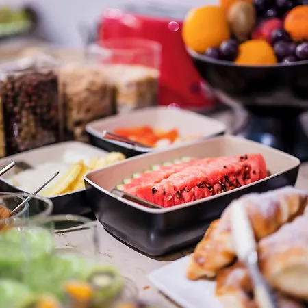 H12**** Ξενοδοχείο Krasków