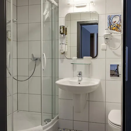H12 Hotel
