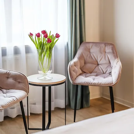 Ξενοδοχείο H12**** 4*