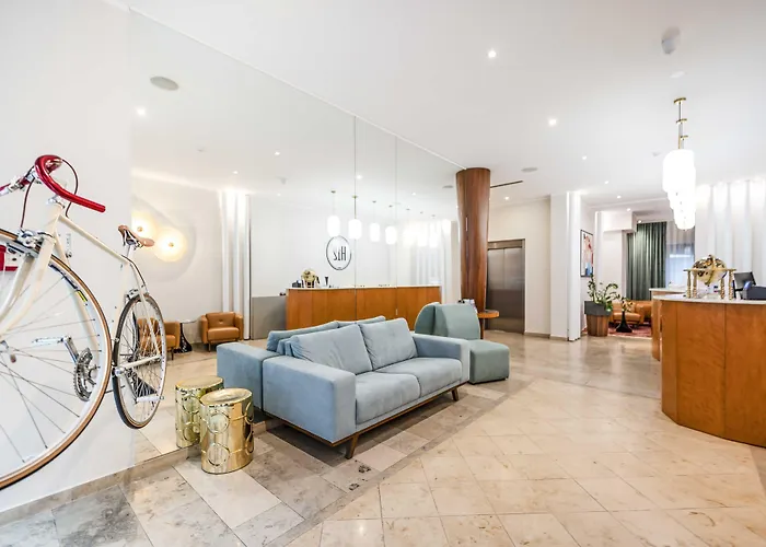 H12**** Hotel Krakau