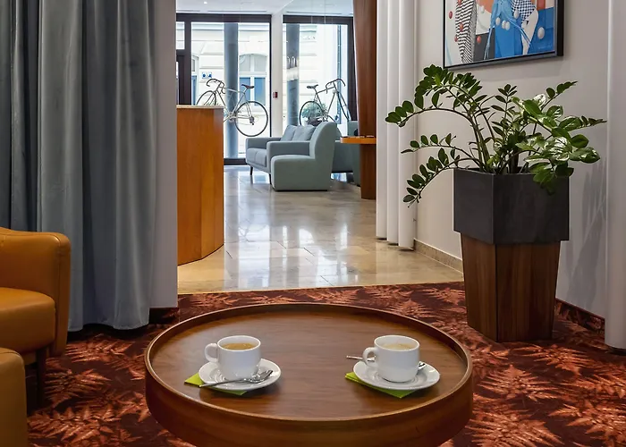 H12**** Hotel Krakau