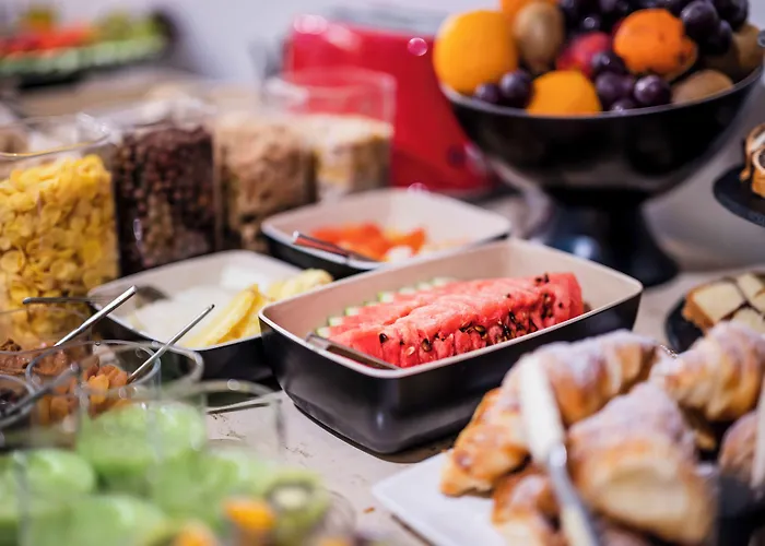 H12**** فندق كراكوفيا